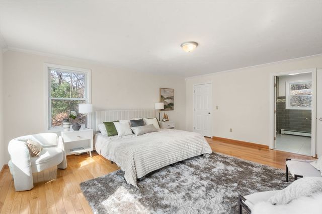 165 Wampum St, Plainville, MA 02762