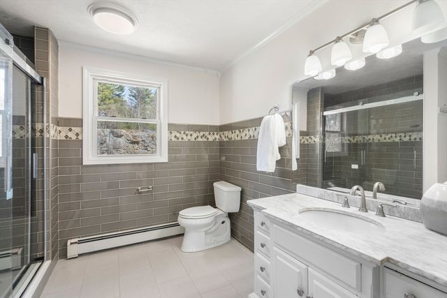 165 Wampum St, Plainville, MA 02762