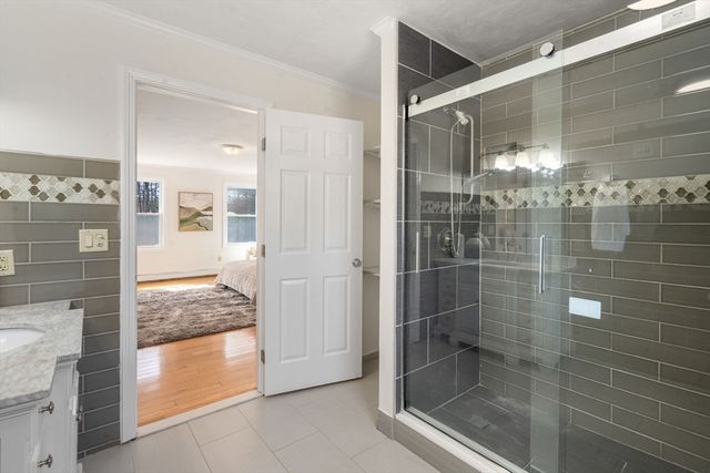 165 Wampum St, Plainville, MA 02762