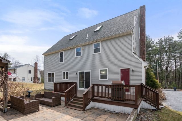 165 Wampum St, Plainville, MA 02762