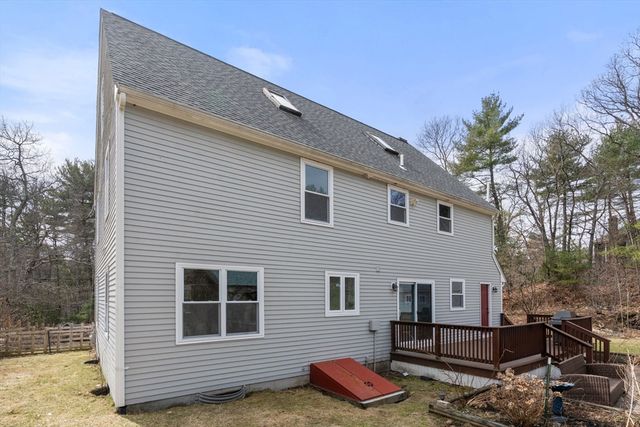 165 Wampum St, Plainville, MA 02762