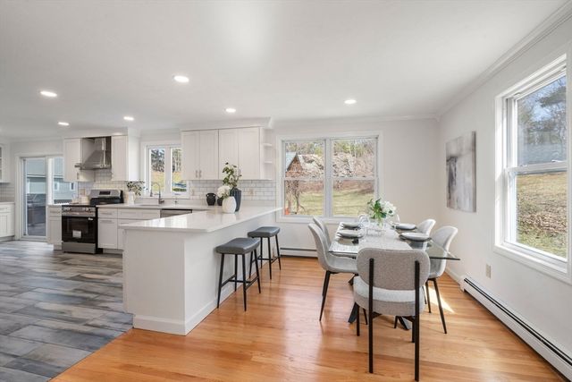 165 Wampum St, Plainville, MA 02762