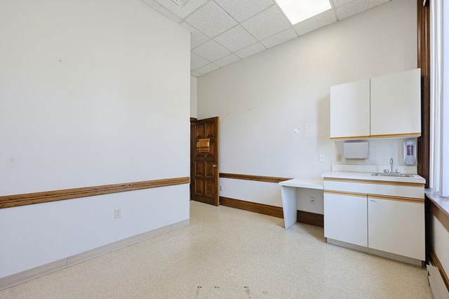 92 High St 21, Medford, MA 02155