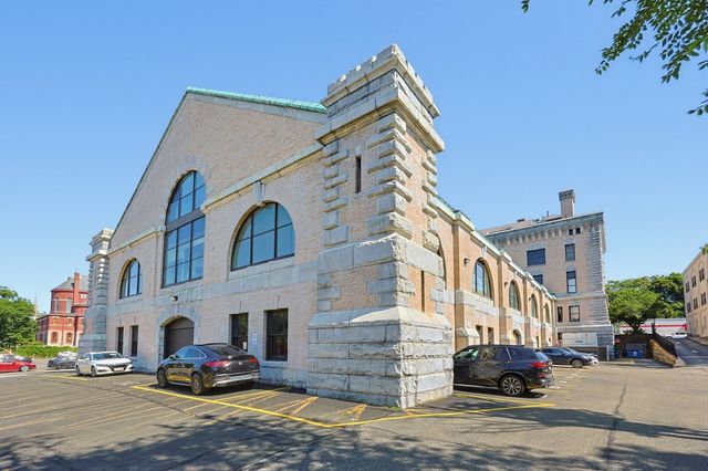 92 High St 21, Medford, MA 02155