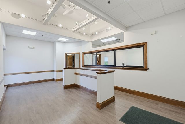92 High St 21, Medford, MA 02155