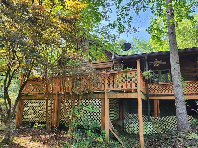 200 Fawn Drive, Seneca, SC 29678