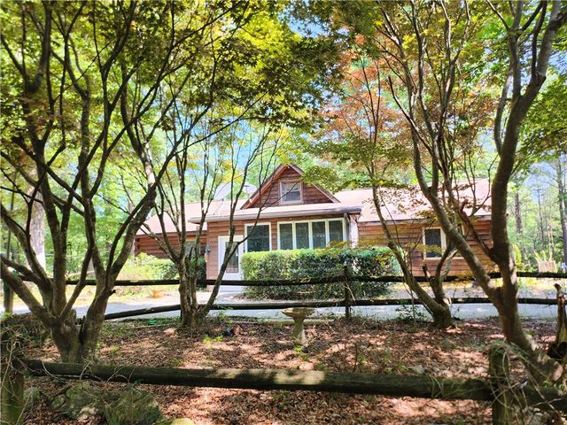 200 Fawn Drive, Seneca, SC 29678