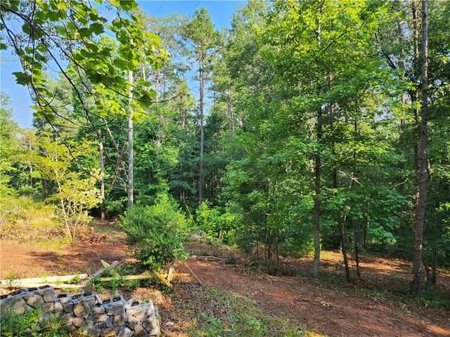 200 Fawn Drive, Seneca, SC 29678