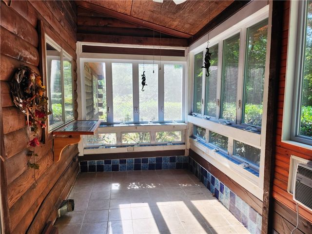 200 Fawn Drive, Seneca, SC 29678