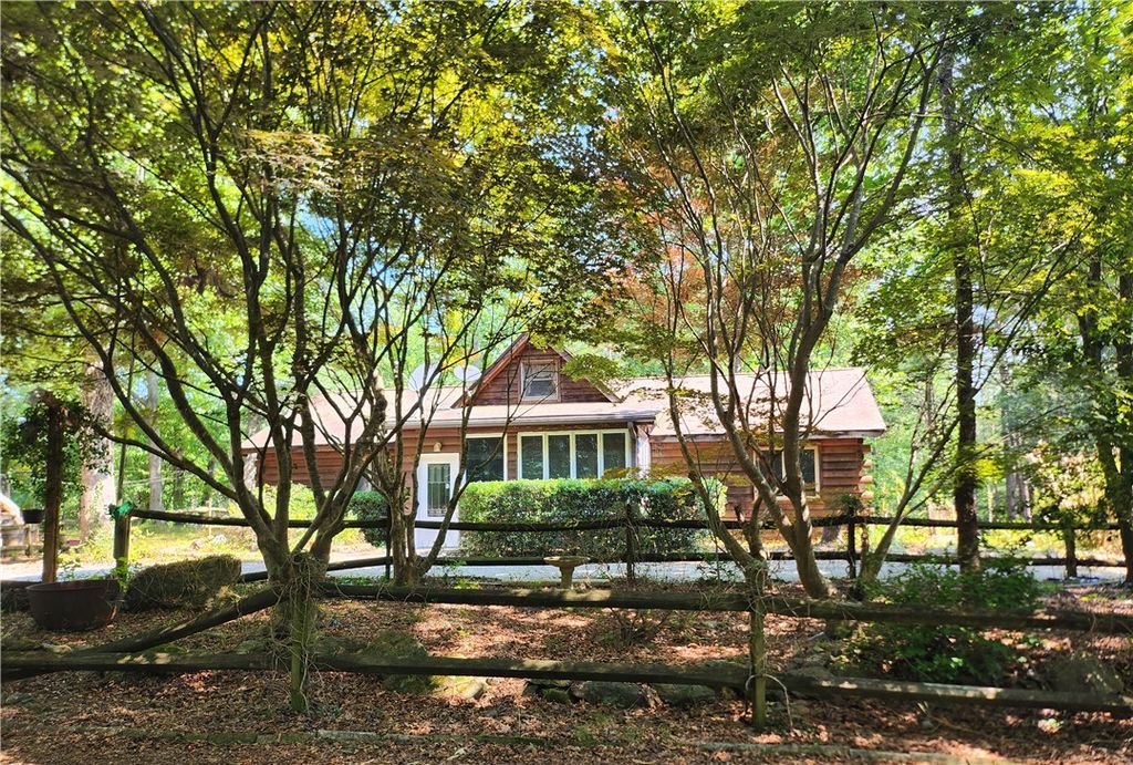 200 Fawn Drive, Seneca, SC 29678