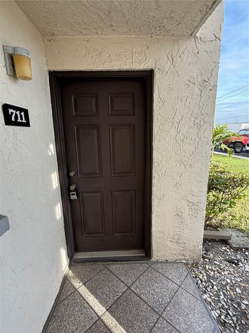 7701 STARKEY ROAD 711, Seminole, FL 33777