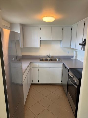 7701 STARKEY ROAD 711, Seminole, FL 33777