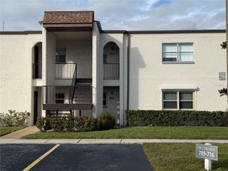 7701 STARKEY ROAD 711, Seminole, FL 33777