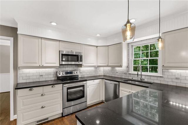 4122 Westchester Crossing NE, Roswell, GA 30075