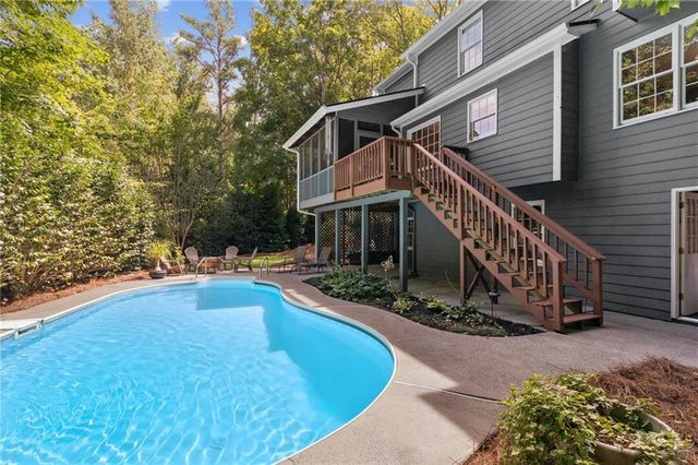 4122 Westchester Crossing NE, Roswell, GA 30075