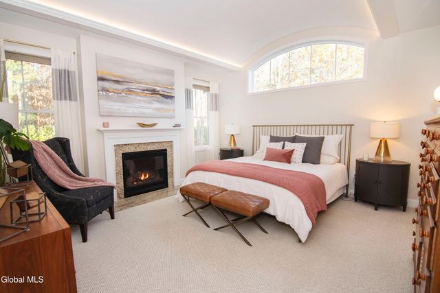 26 Saw Mill Court, Wilton, NY 12866