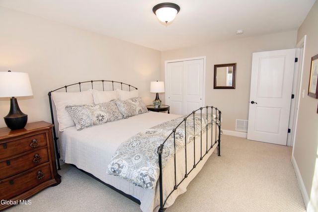 26 Saw Mill Court, Wilton, NY 12866