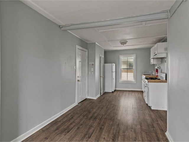 31 West Lane, Winooski, VT 05404