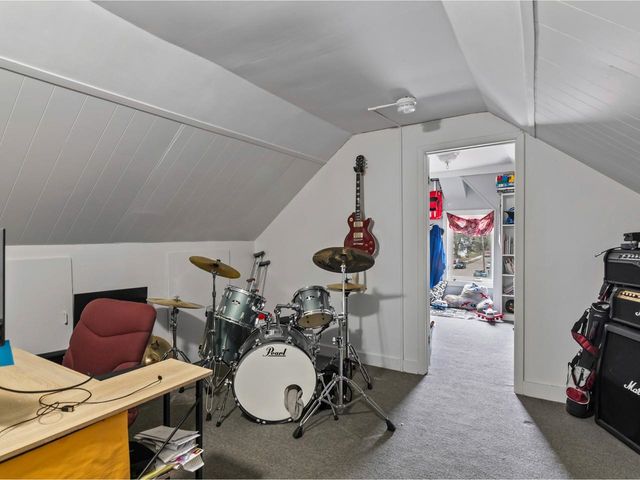 31 West Lane, Winooski, VT 05404