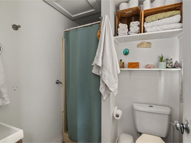 31 West Lane, Winooski, VT 05404