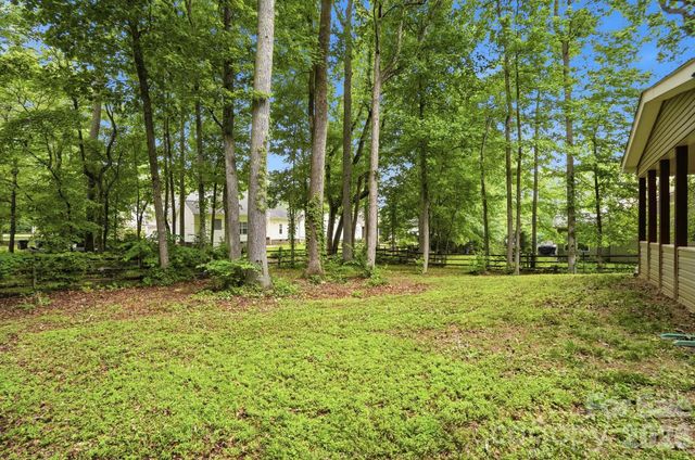 12119 Canal Drive, Huntersville, NC 28078