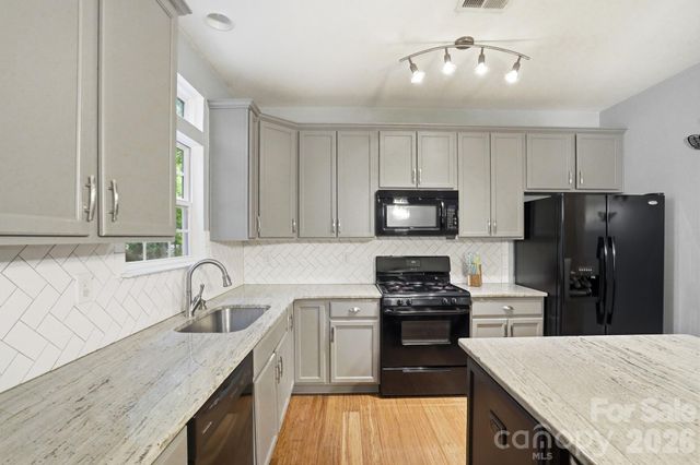12119 Canal Drive, Huntersville, NC 28078