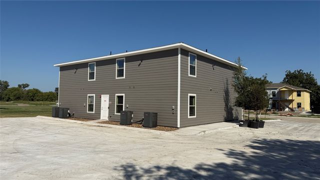 3013 Grey Wolf Circle, Denton, TX 76209