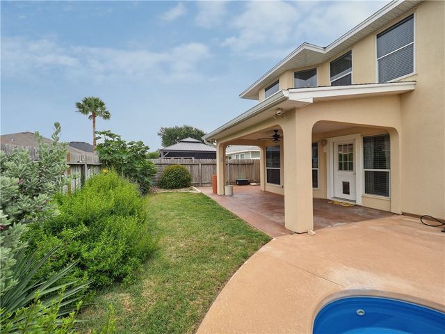 13726 EAGLESNEST BAY DRIVE Dr, Corpus Christi, TX 78418