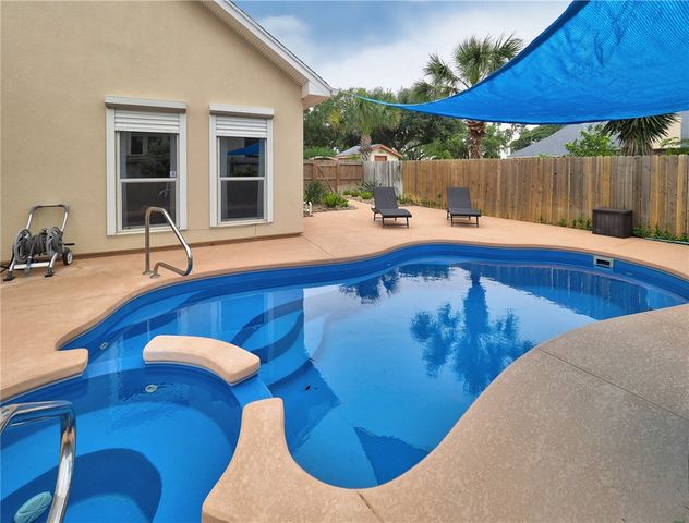 13726 EAGLESNEST BAY DRIVE Dr, Corpus Christi, TX 78418
