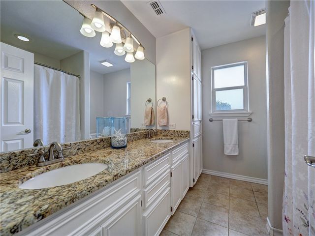 13726 EAGLESNEST BAY DRIVE Dr, Corpus Christi, TX 78418