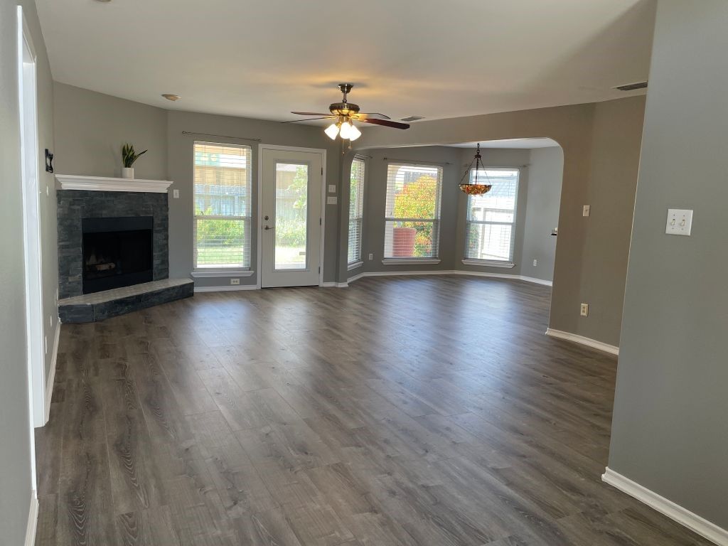 13726 EAGLESNEST BAY Dr, Corpus Christi, TX 78418 — photo 5