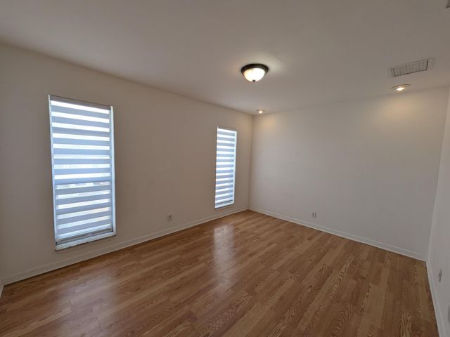 1325 Silverado 1325, North Lauderdale, FL 33068