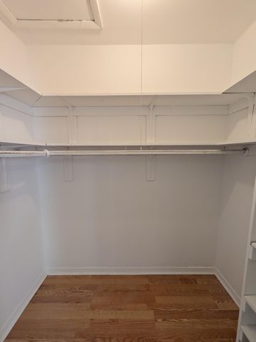 1325 Silverado 1325, North Lauderdale, FL 33068