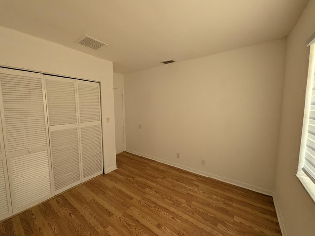 1325 Silverado 1325, North Lauderdale, FL 33068