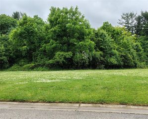 Covered Wagons Covered Wagons Trail, Flint, MI 48532