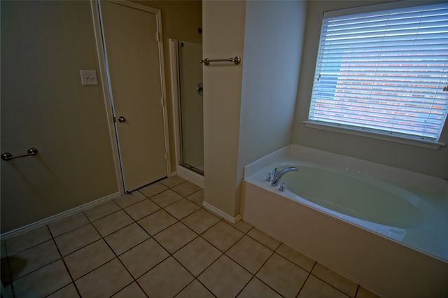 1422 Fairfield Drive, Forney, TX 75126