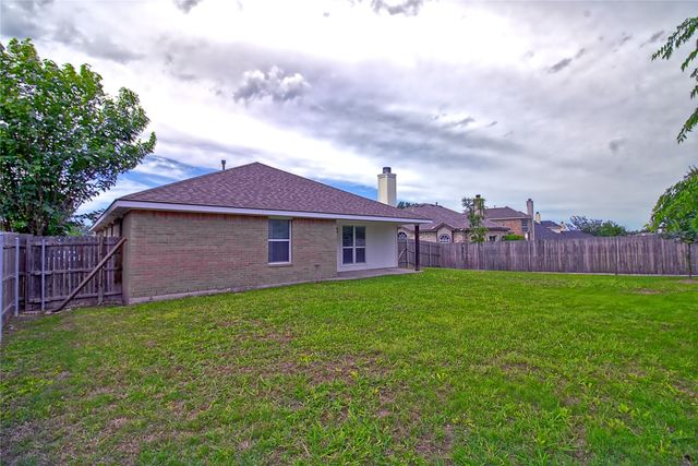 1422 Fairfield Drive, Forney, TX 75126