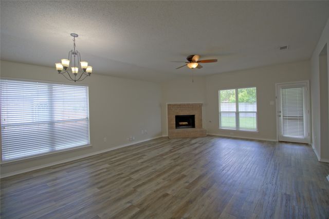 1422 Fairfield Drive, Forney, TX 75126
