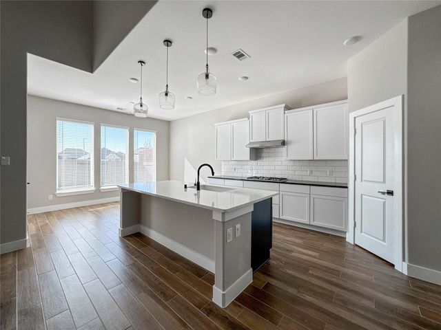 6207 Maple Court, League City, TX 77573