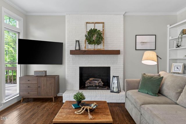 1047 W Sterlington Place, Apex, NC 27502