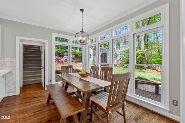 1047 W Sterlington Place, Apex, NC 27502