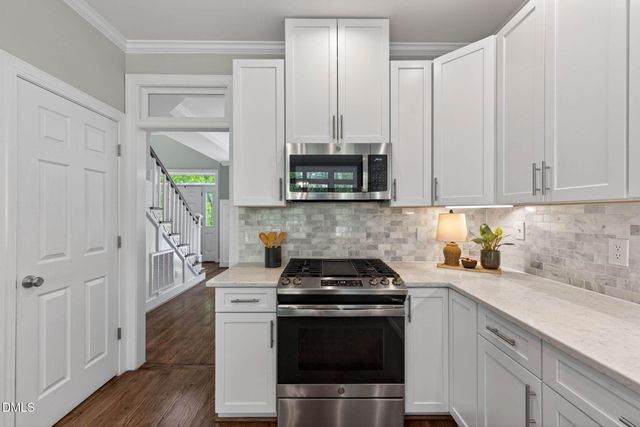 1047 W Sterlington Place, Apex, NC 27502