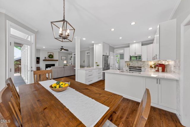 1047 W Sterlington Place, Apex, NC 27502