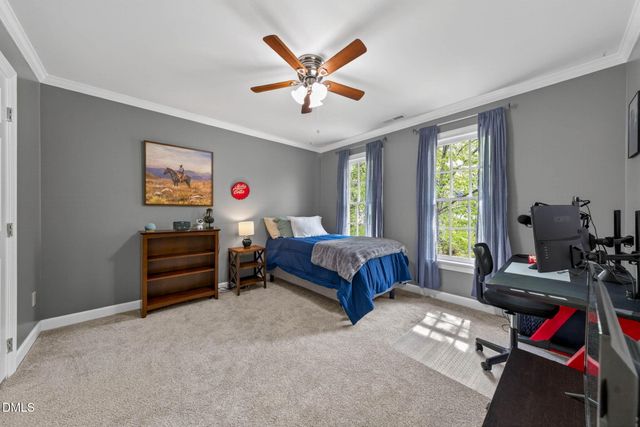 1047 W Sterlington Place, Apex, NC 27502