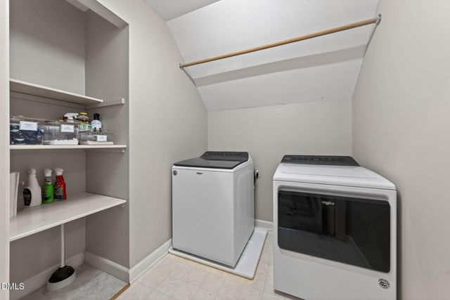 1047 W Sterlington Place, Apex, NC 27502