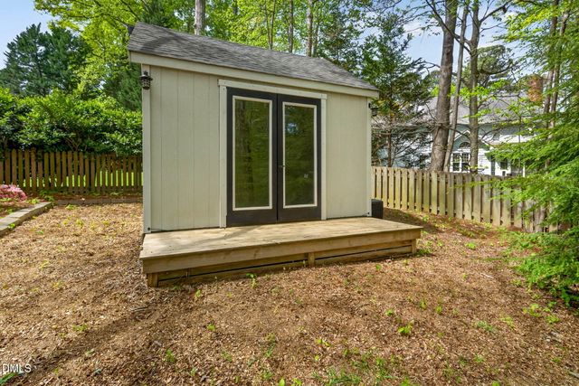 1047 W Sterlington Place, Apex, NC 27502