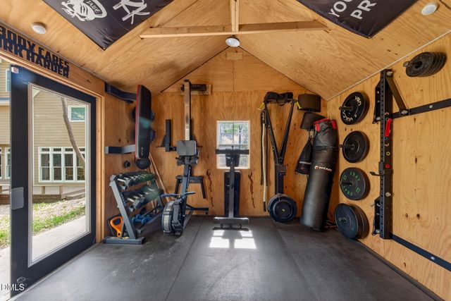 1047 W Sterlington Place, Apex, NC 27502