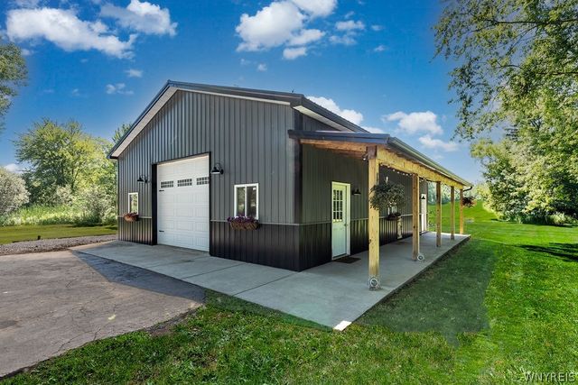 12869 Clarence Center Road, Newstead, NY 14001