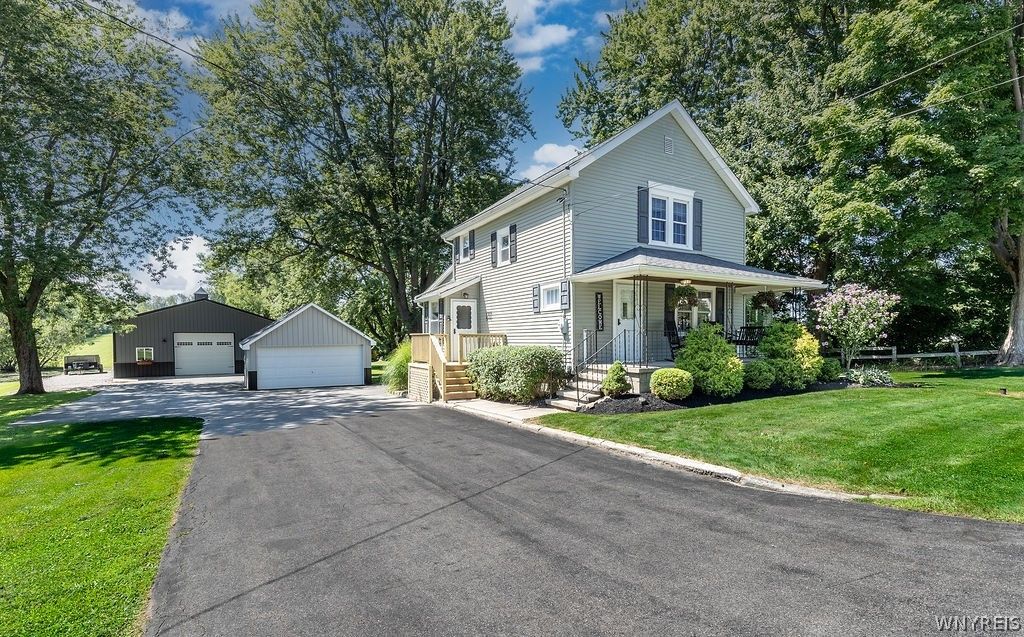 12869 Clarence Center Road, Newstead, NY 14001