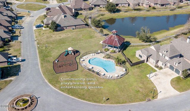 406 La Villa Circle, Youngsville, LA 70592